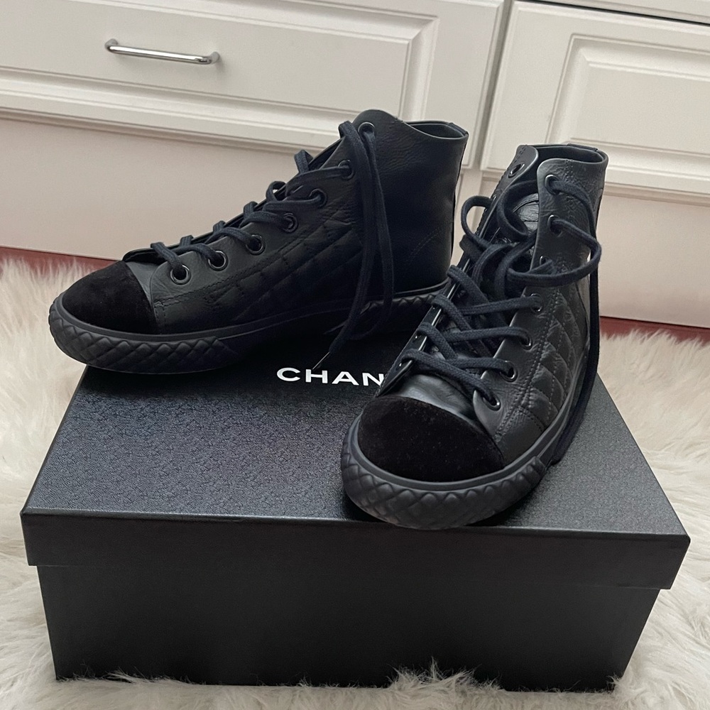 Chanel Quilted Walk sneakers